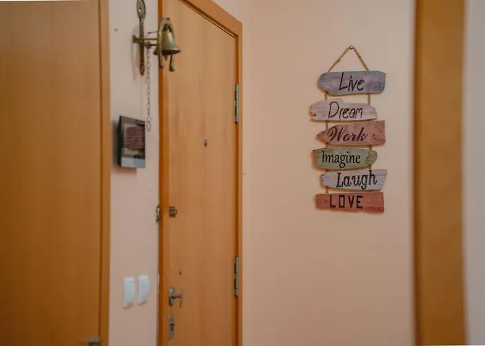 公寓 Large Modern 蓬塔德尔加达