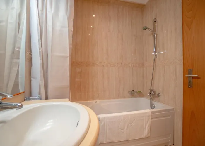 Large Modern Ponta Delgada