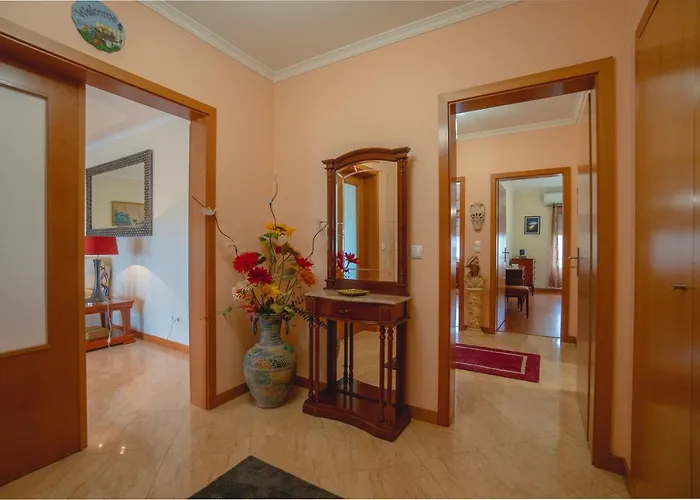 Appartement Large Modern Ponta Delgada